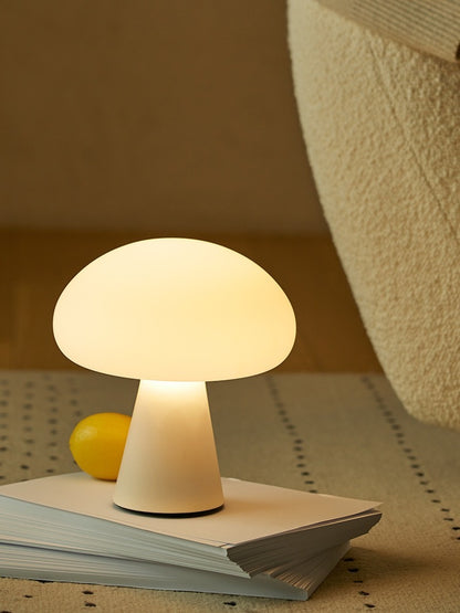 Scandinavian CreamStyle Dimmable Mushroom Lamp - Rechargeable Mood Lighting