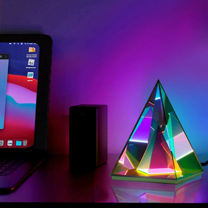 Pyramid Magic Tafellamp